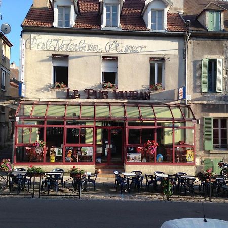 Pub Vauban Terreaux Hotel Avallon Exterior foto